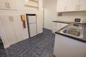 Photo 17- click for photo gallery